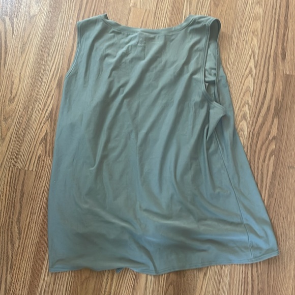 XL sage green tank top with tie bottom. Fits like a large. - Picture 5 of 7